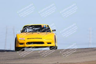 media/Oct-26-2025-CalClub SCCA (Sun) [[8ce1e69566]]/Group 1/Session 2 (Grapevine)/